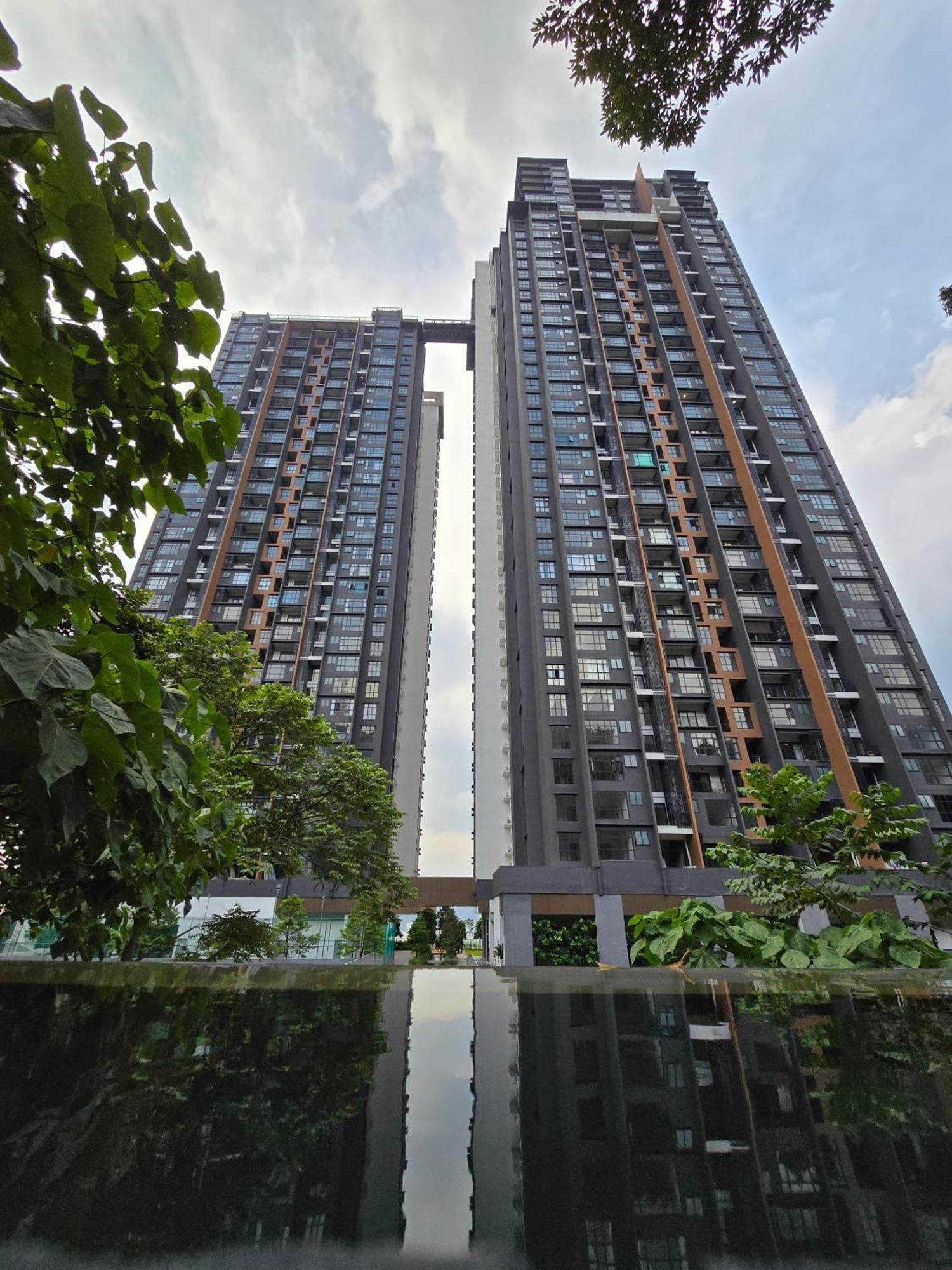 Forest Damasara Seresta 6 Pax- 2carpark