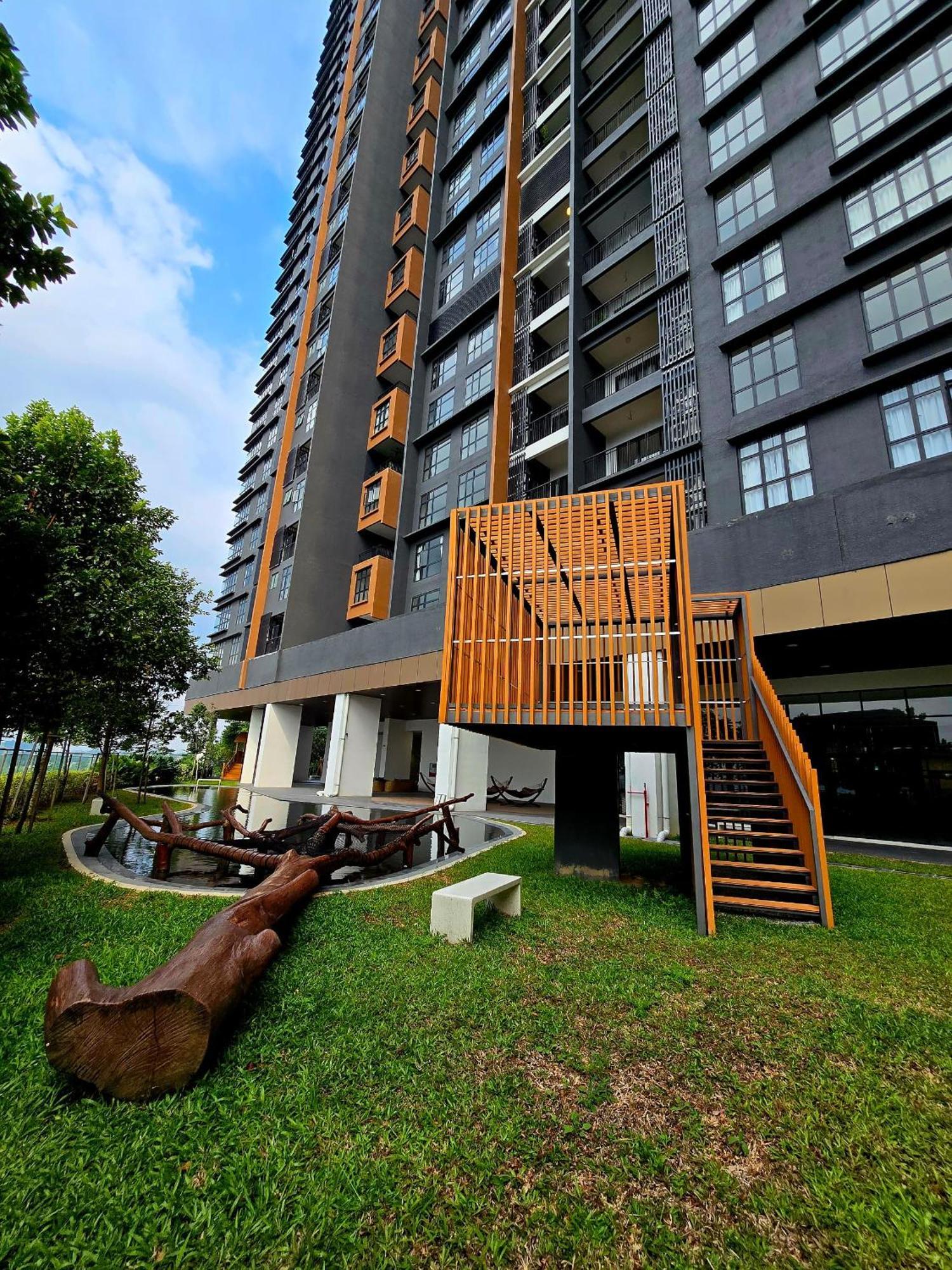 Forest Damasara Seresta 6 Pax- 2carpark *